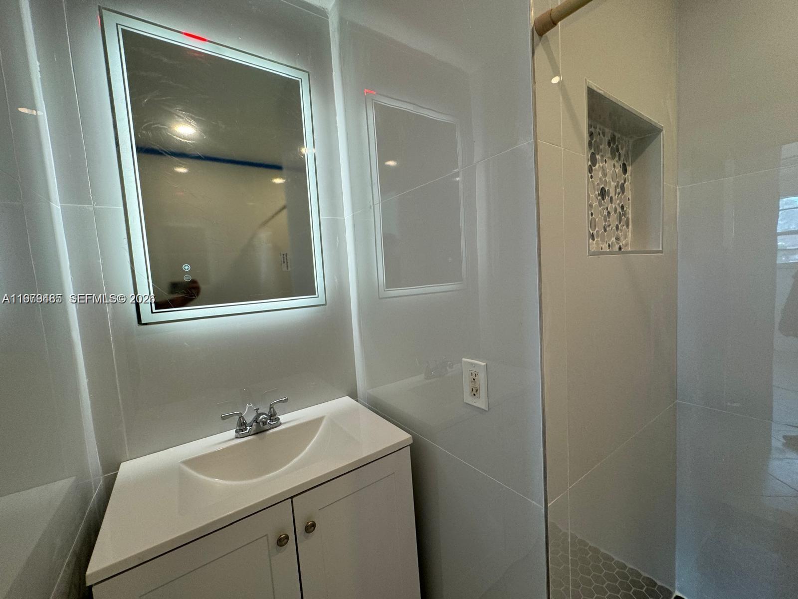 CORAL GLADE HEIGHTS - Residential Lease