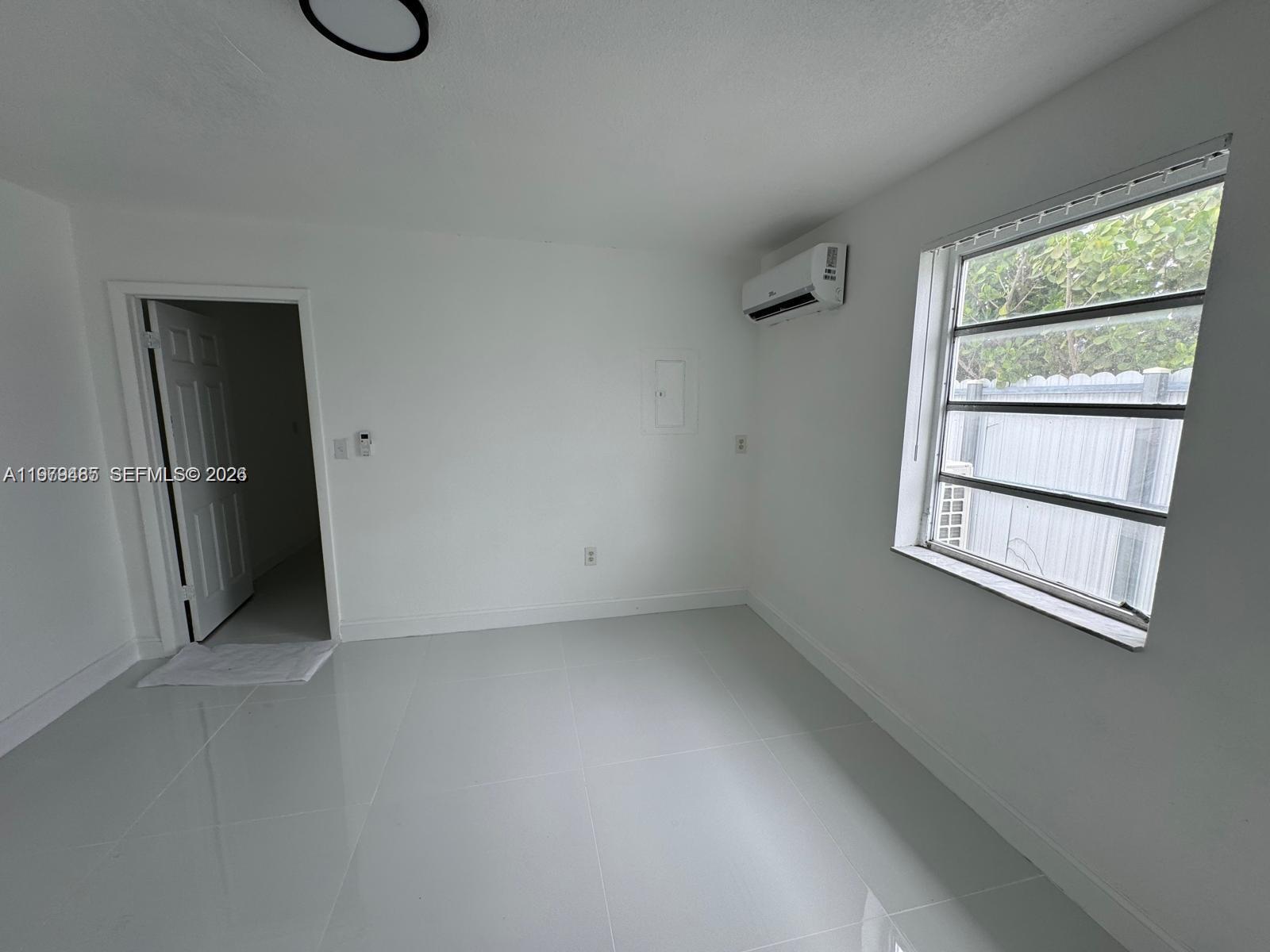 CORAL GLADE HEIGHTS - Residential Lease