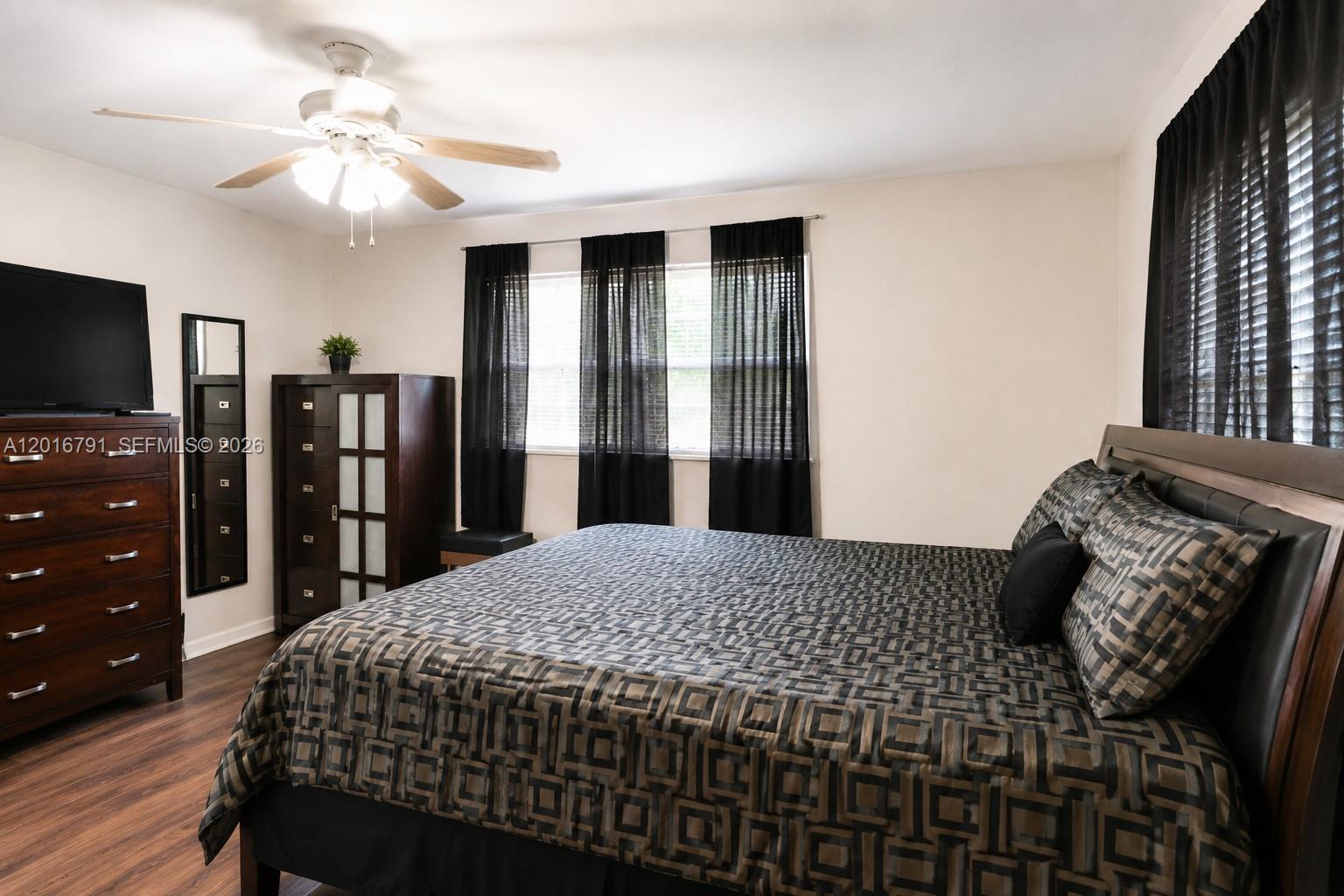 MIRAMAR PARK FIRST ADD - Residential
