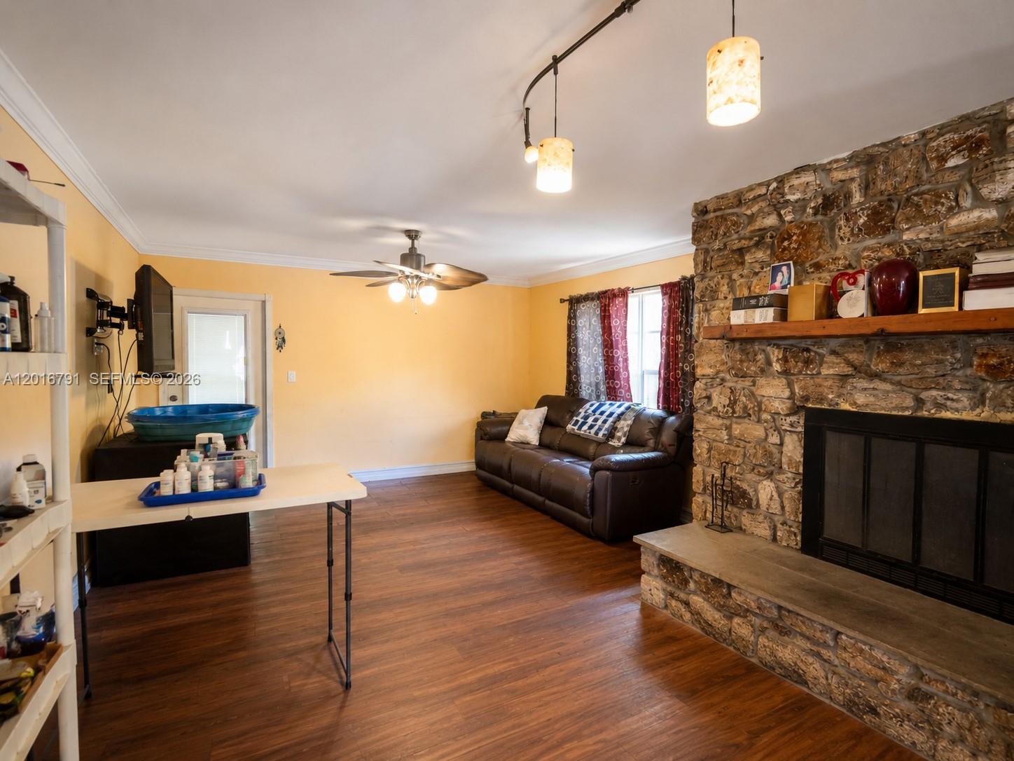 MIRAMAR PARK FIRST ADD - Residential