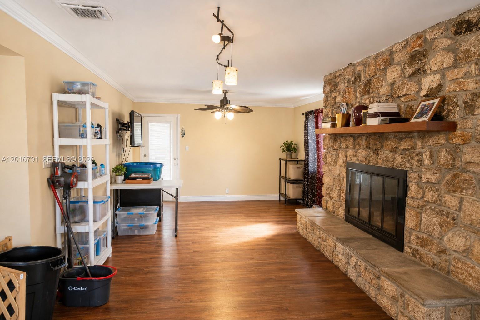 MIRAMAR PARK FIRST ADD - Residential