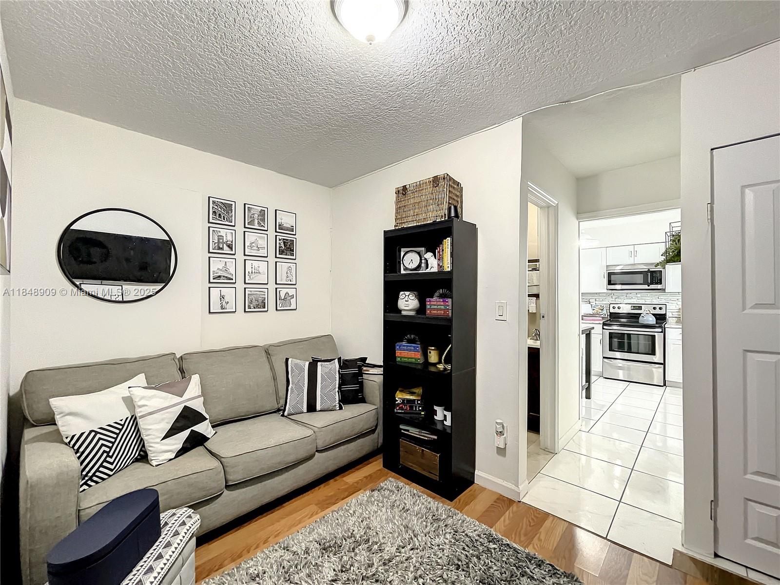 PINE LAKE SEC 1 - Residential