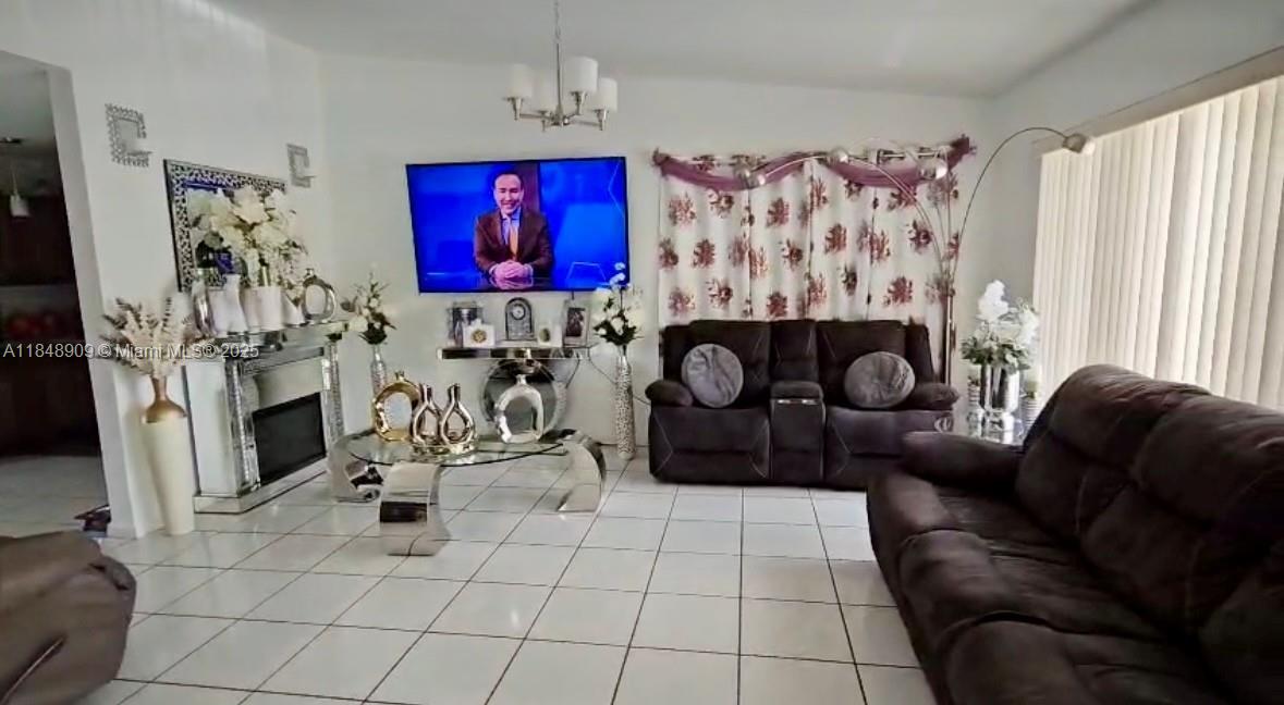 PINE LAKE SEC 1 - Residential