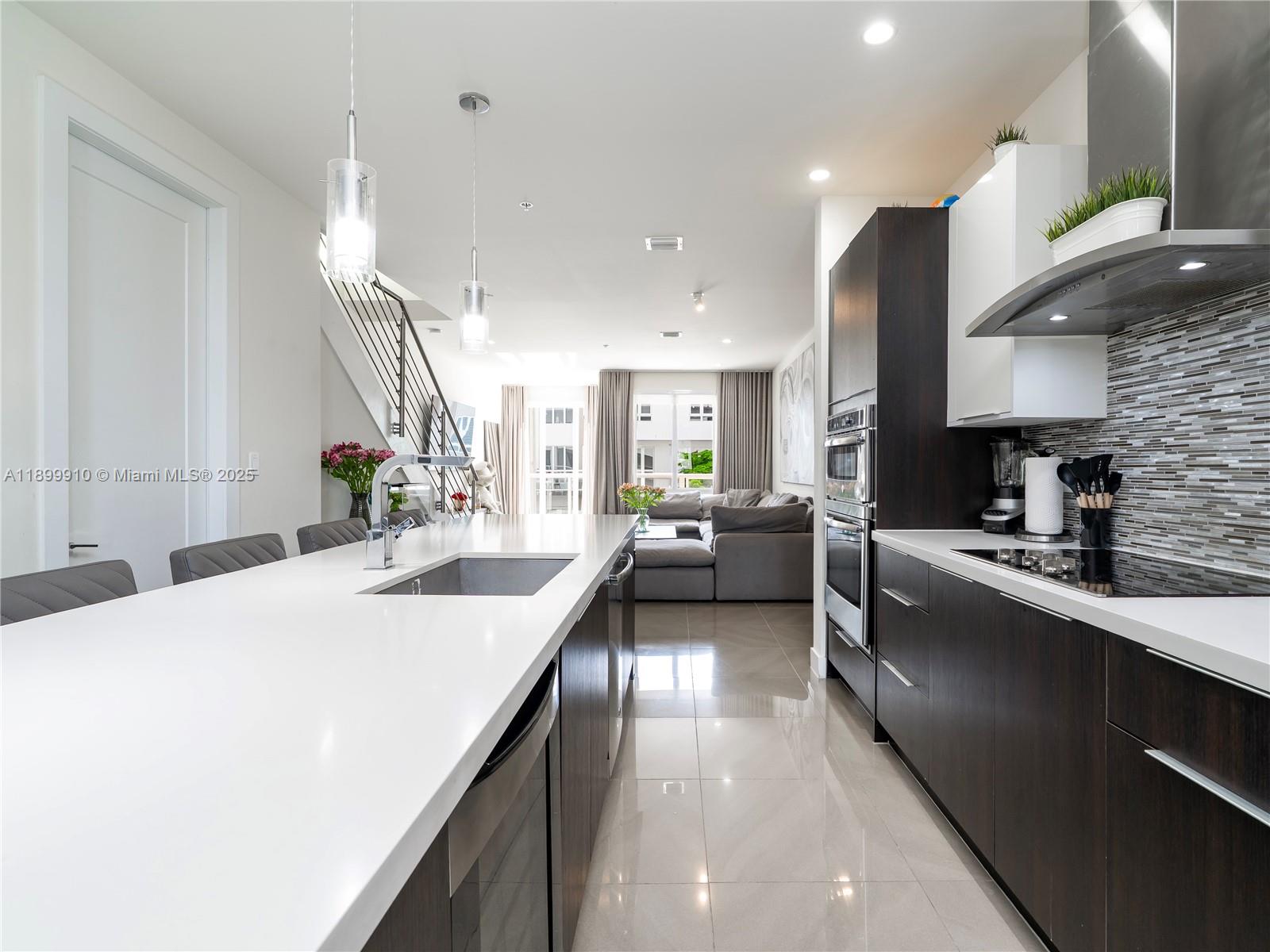 LANDMARK AT DORAL CONDO N - Residential