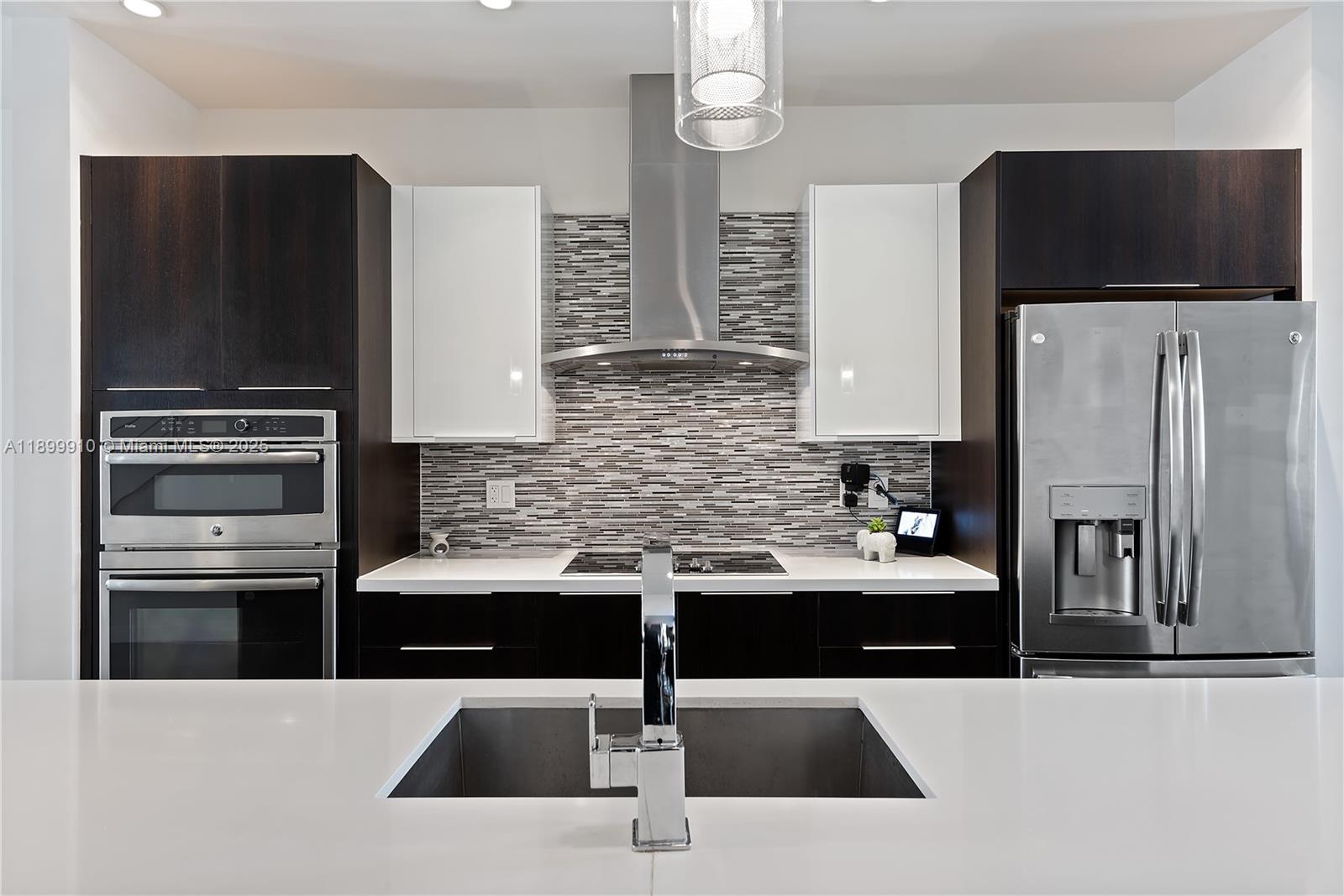 LANDMARK AT DORAL CONDO N - Residential