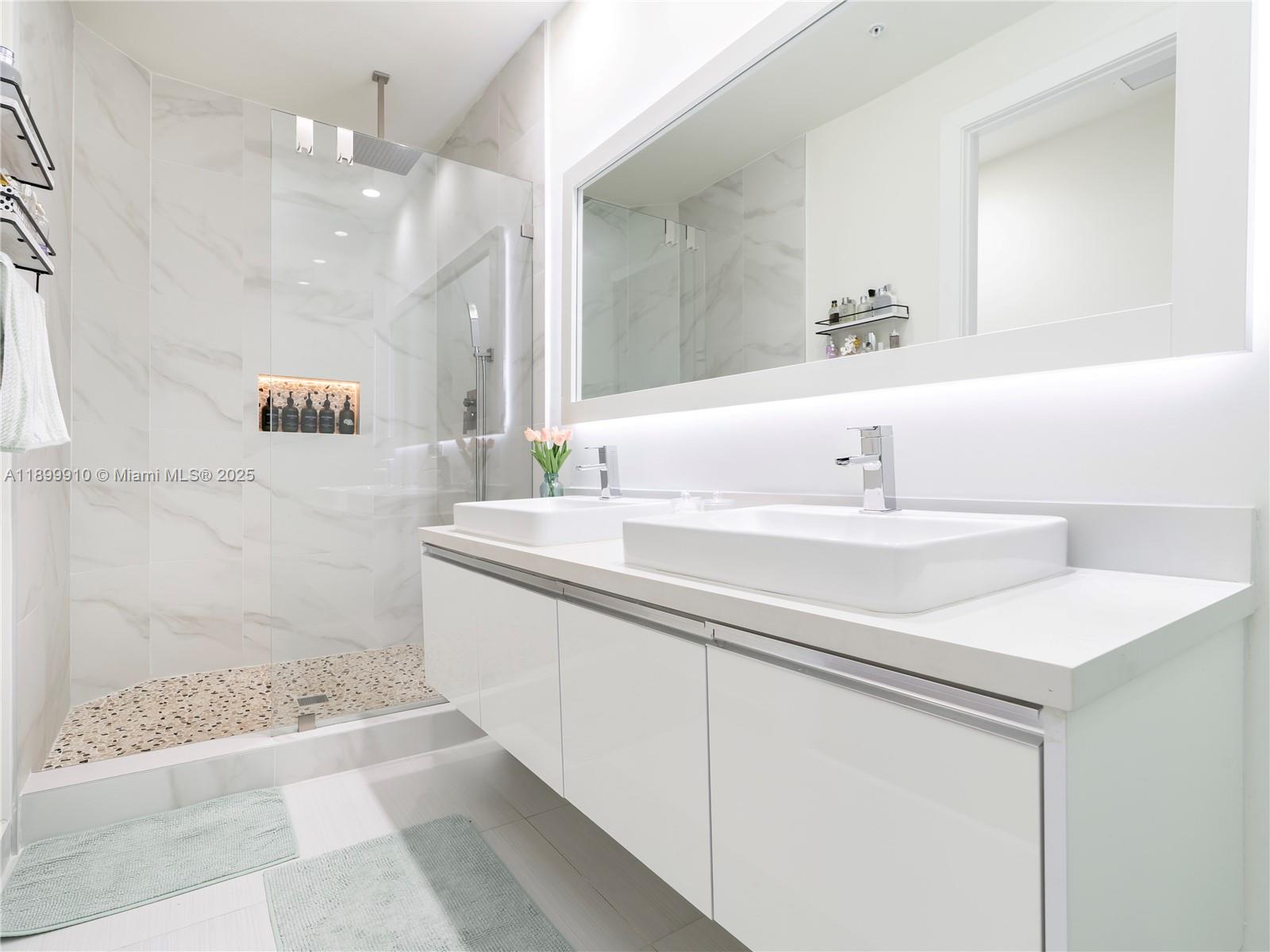 LANDMARK AT DORAL CONDO N - Residential