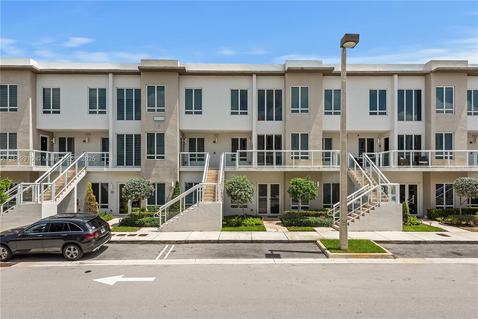 LANDMARK AT DORAL CONDO N - Residential