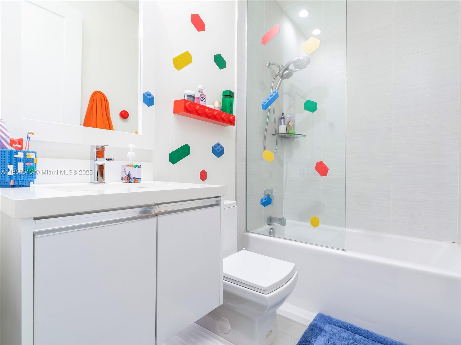 LANDMARK AT DORAL CONDO N - Residential