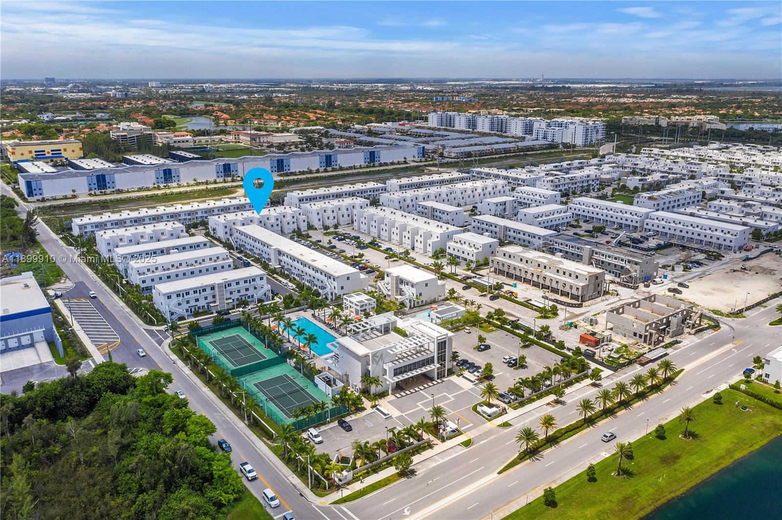 LANDMARK AT DORAL CONDO N - Residential