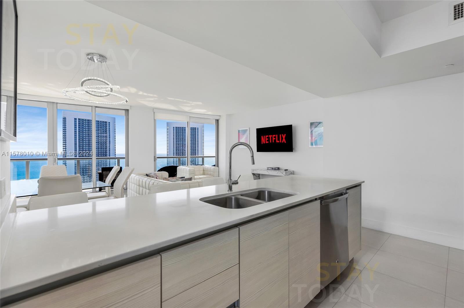 BEACHWALK CONDOMINIUM - Residential Lease