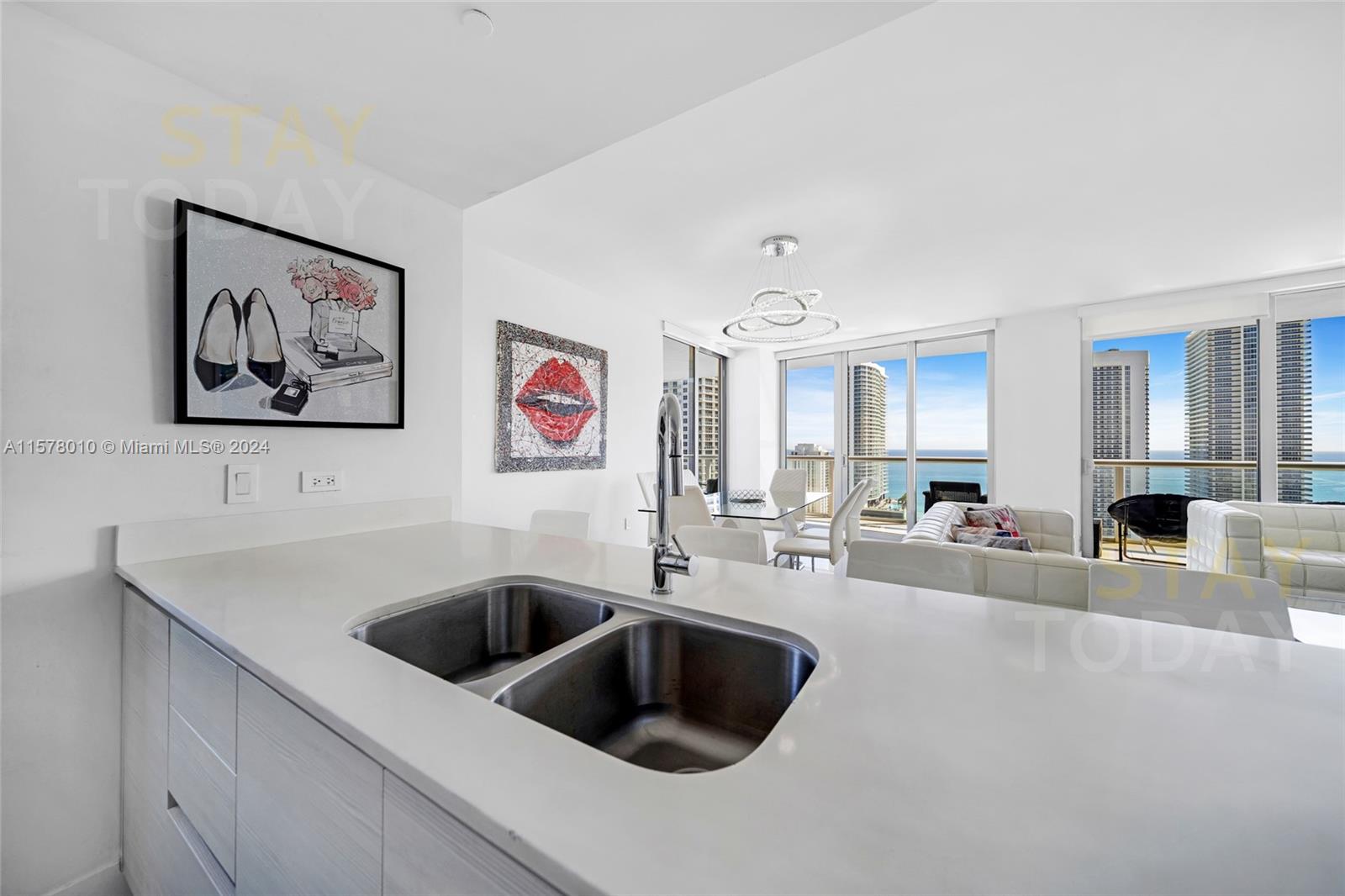 BEACHWALK CONDOMINIUM - Residential Lease