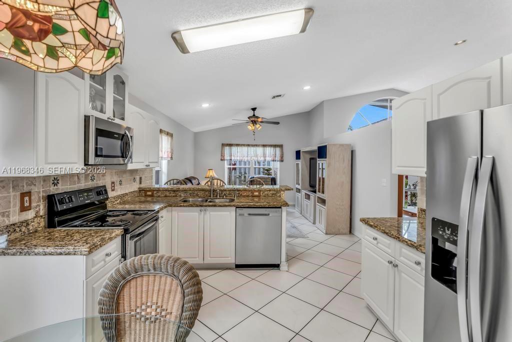 SILVER LAKES PHASE II REP - Residential