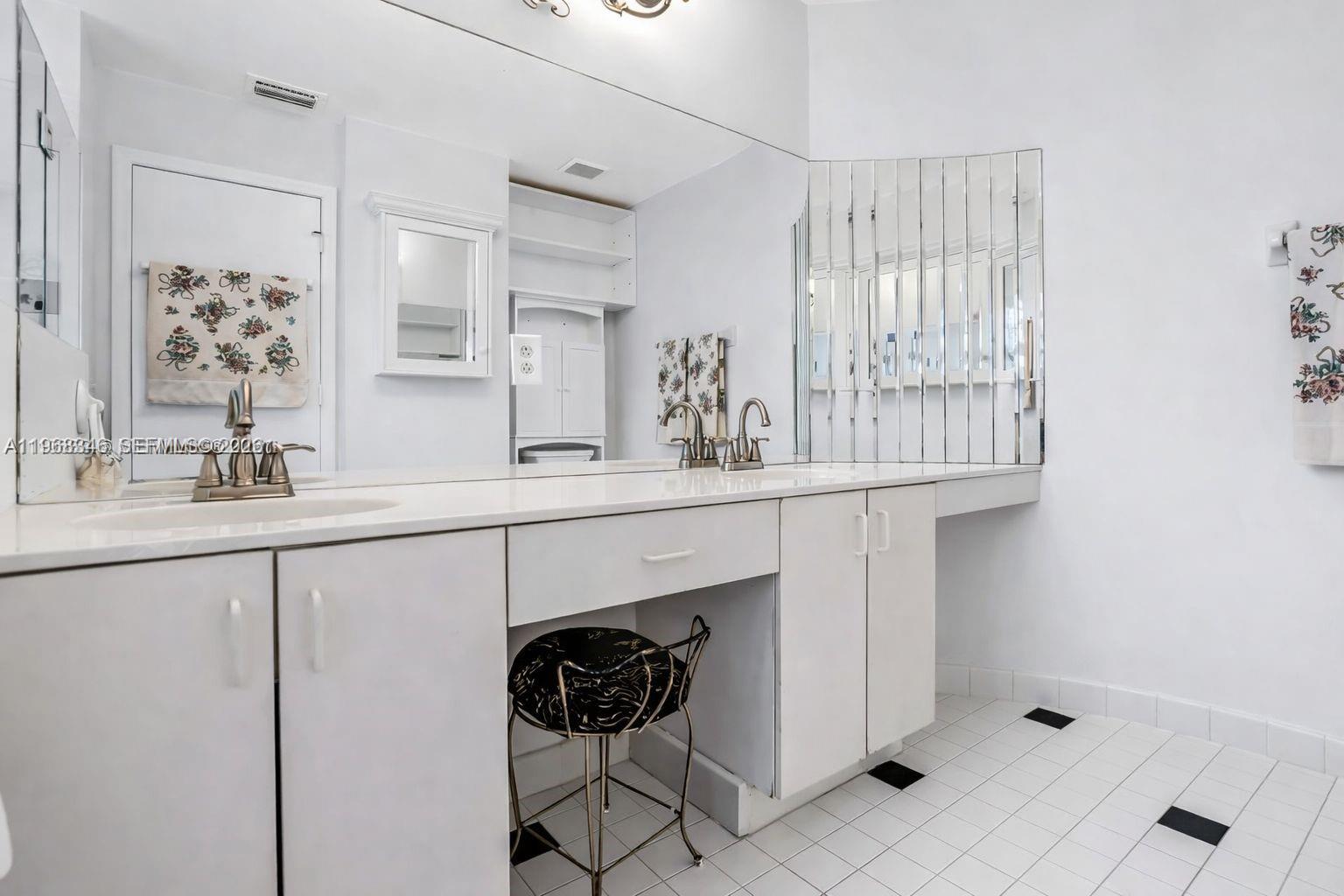 SILVER LAKES PHASE II REP - Residential