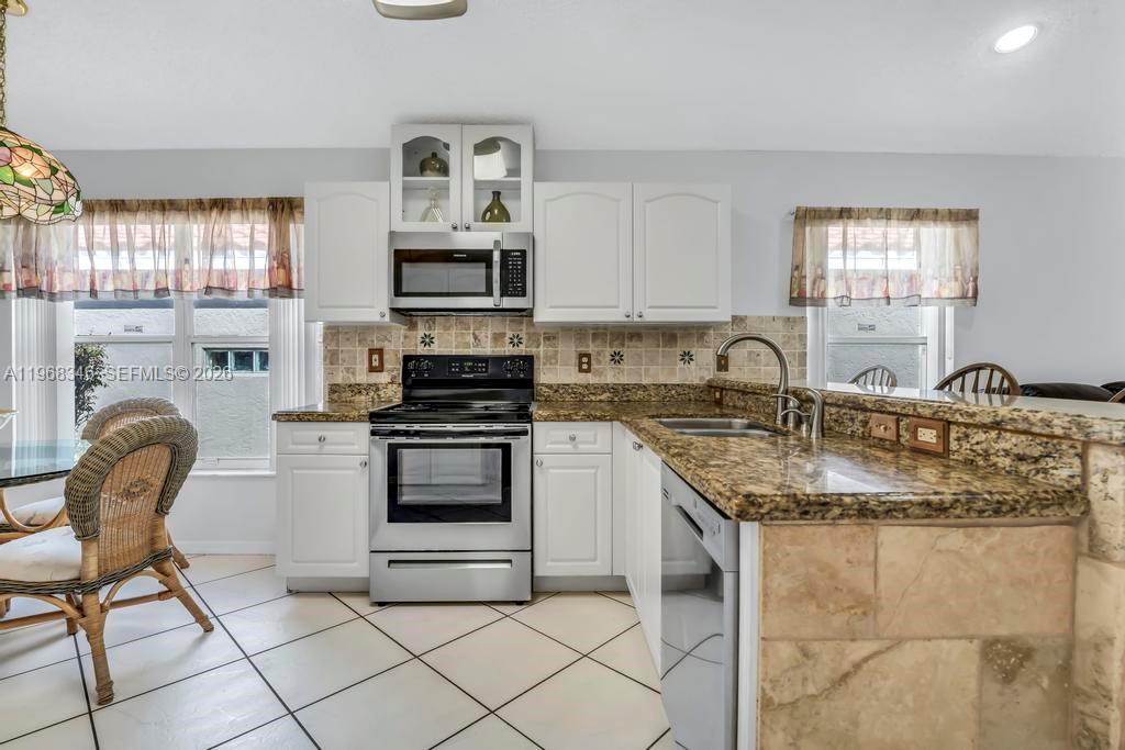 SILVER LAKES PHASE II REP - Residential