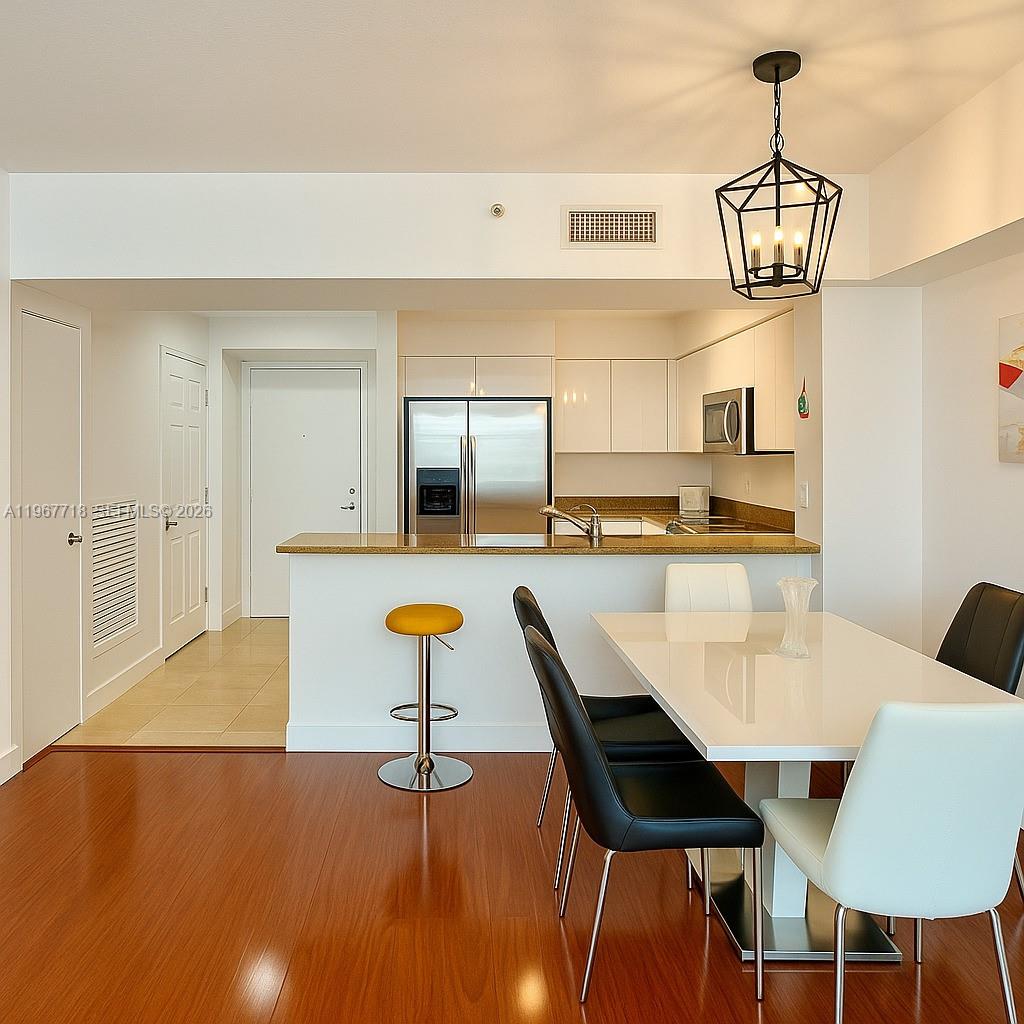 DUO CONDOMINIUM WEST - Residential