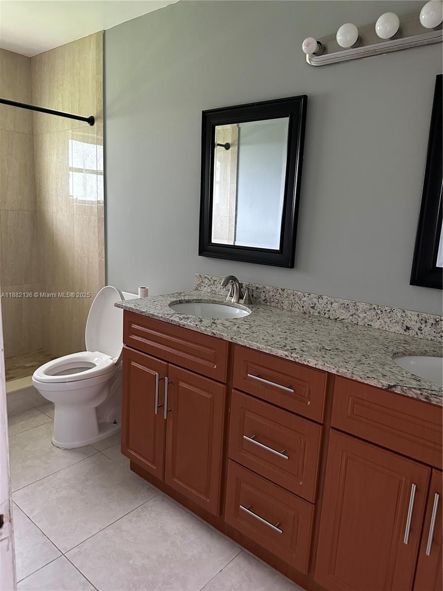 WESTWOOD COMMUNITY 6 - Residential Lease