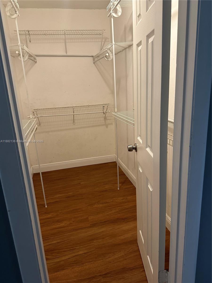 WESTWOOD COMMUNITY 6 - Residential Lease