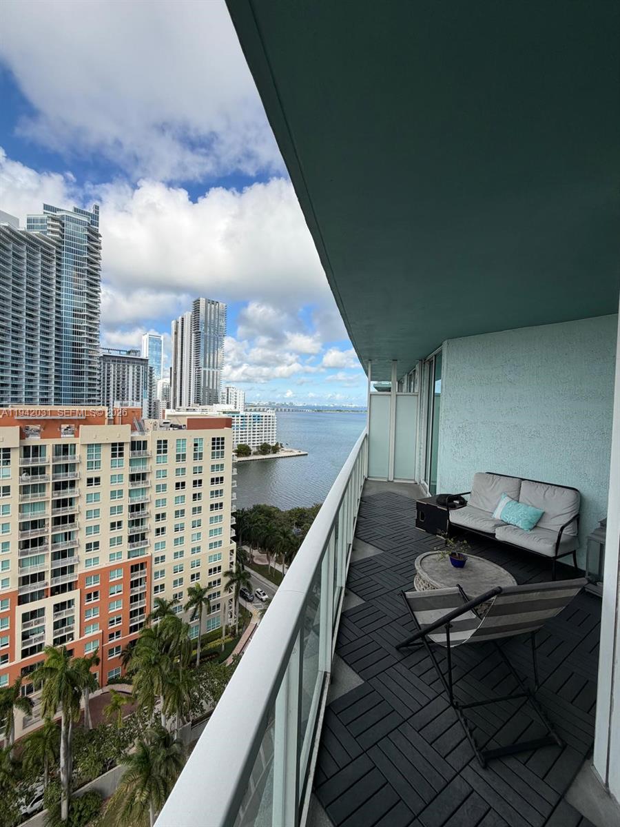 QUANTUM ON THE BAY CONDO - Residential Lease
