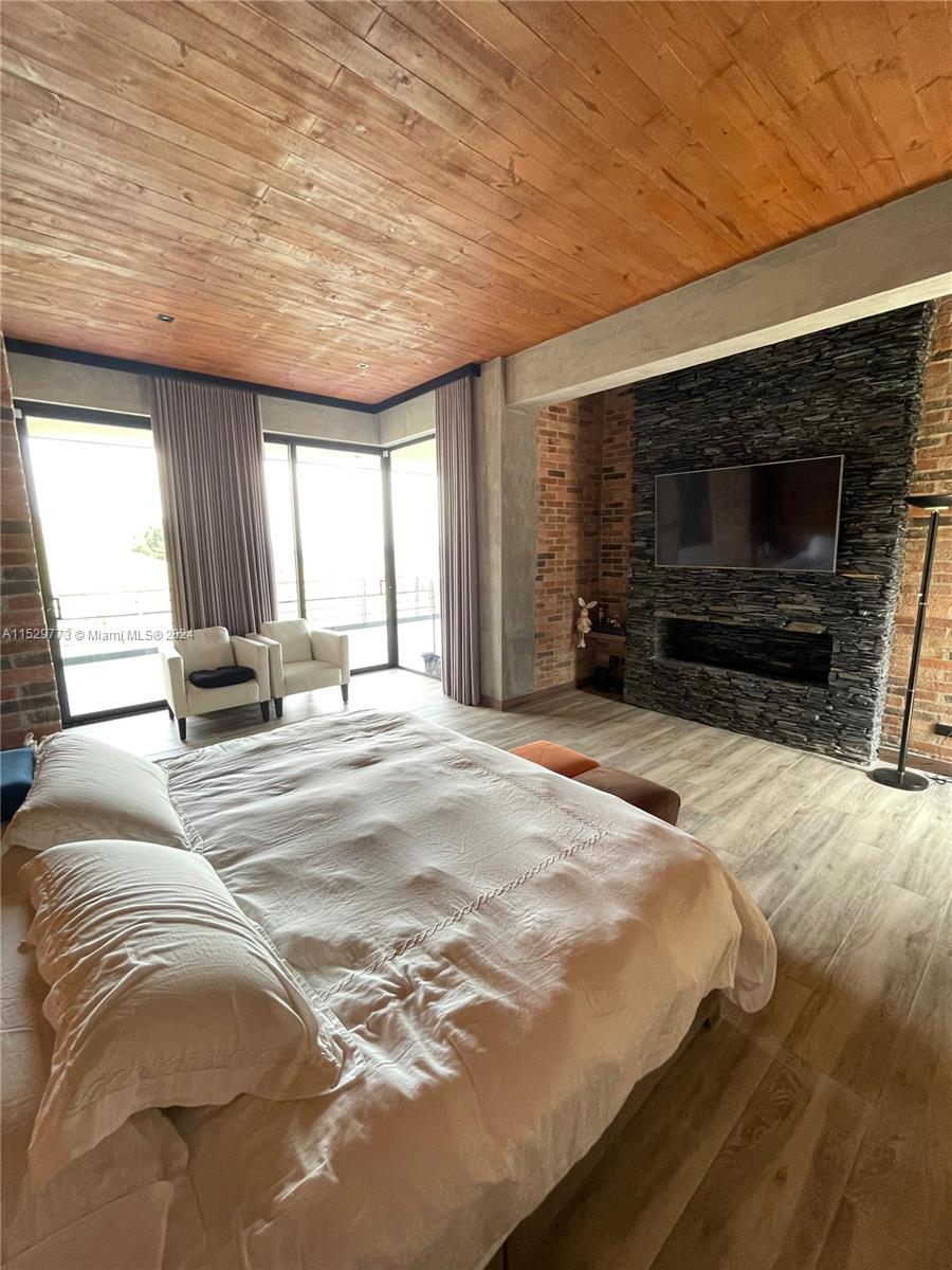 llanogrande Hills - Residential