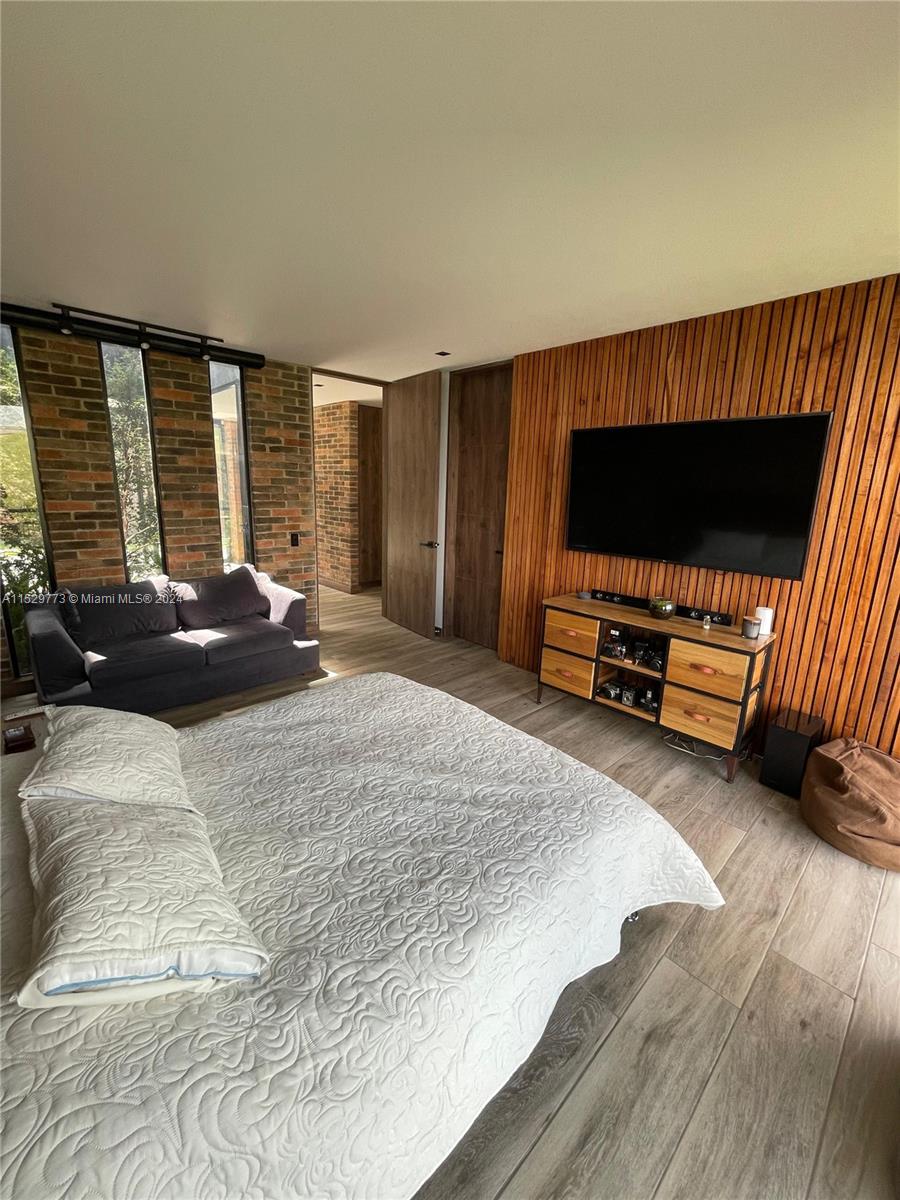 llanogrande Hills - Residential