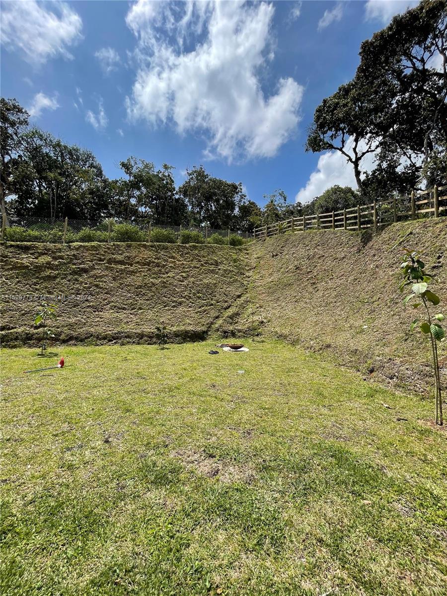 llanogrande Hills - Residential