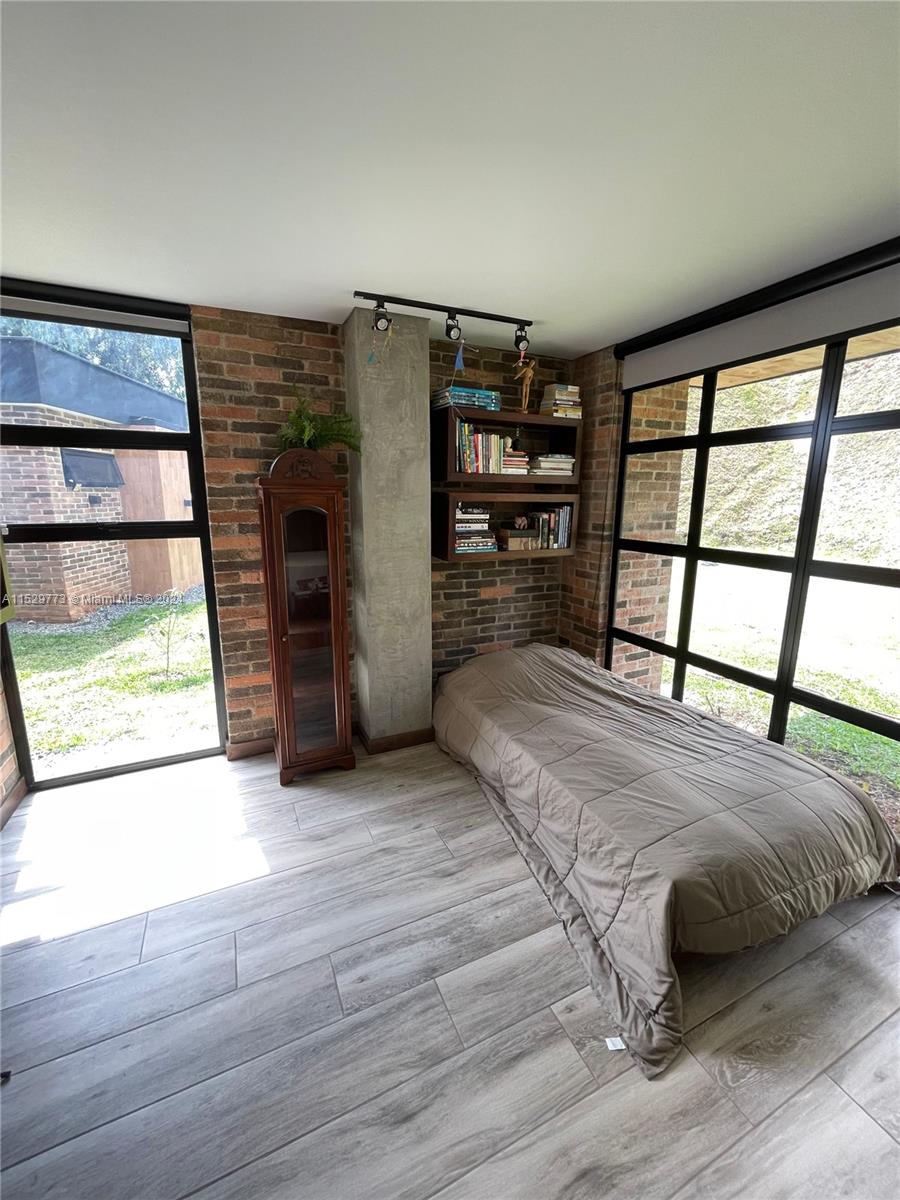 llanogrande Hills - Residential