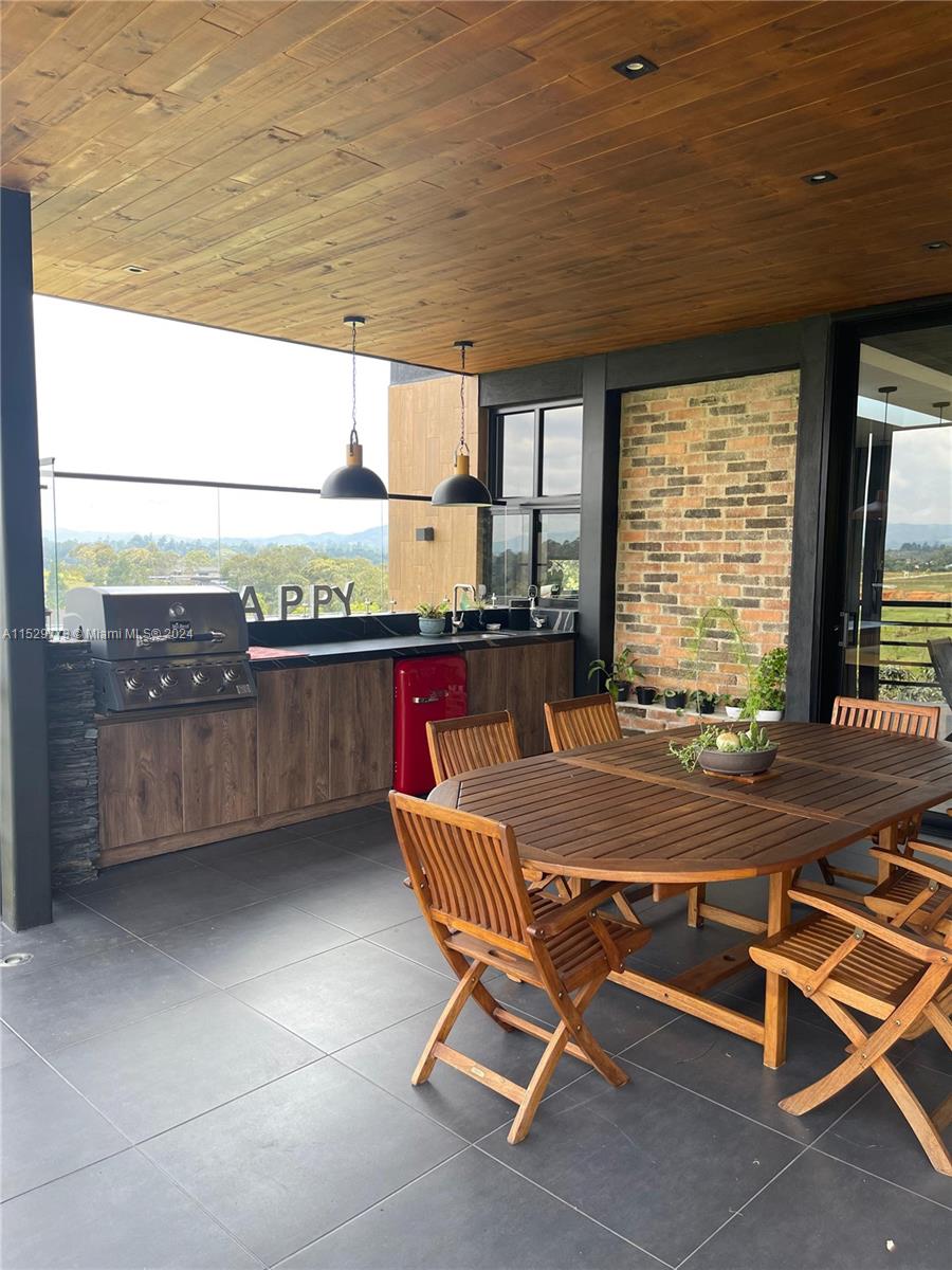 llanogrande Hills - Residential