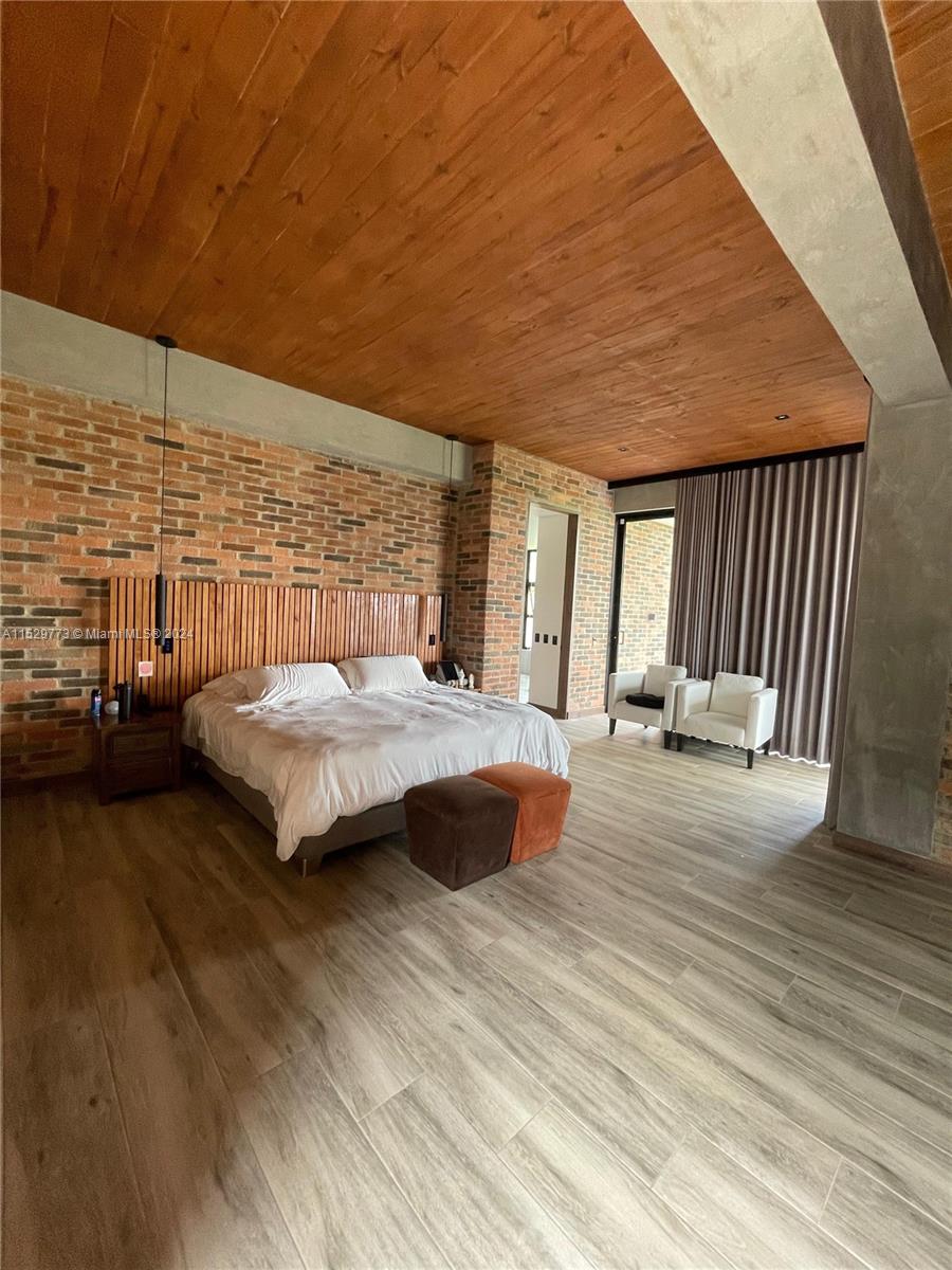 llanogrande Hills - Residential