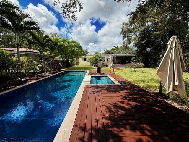 GRIFFING BISC PARK EST - Residential