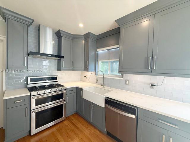 GRIFFING BISC PARK EST - Residential