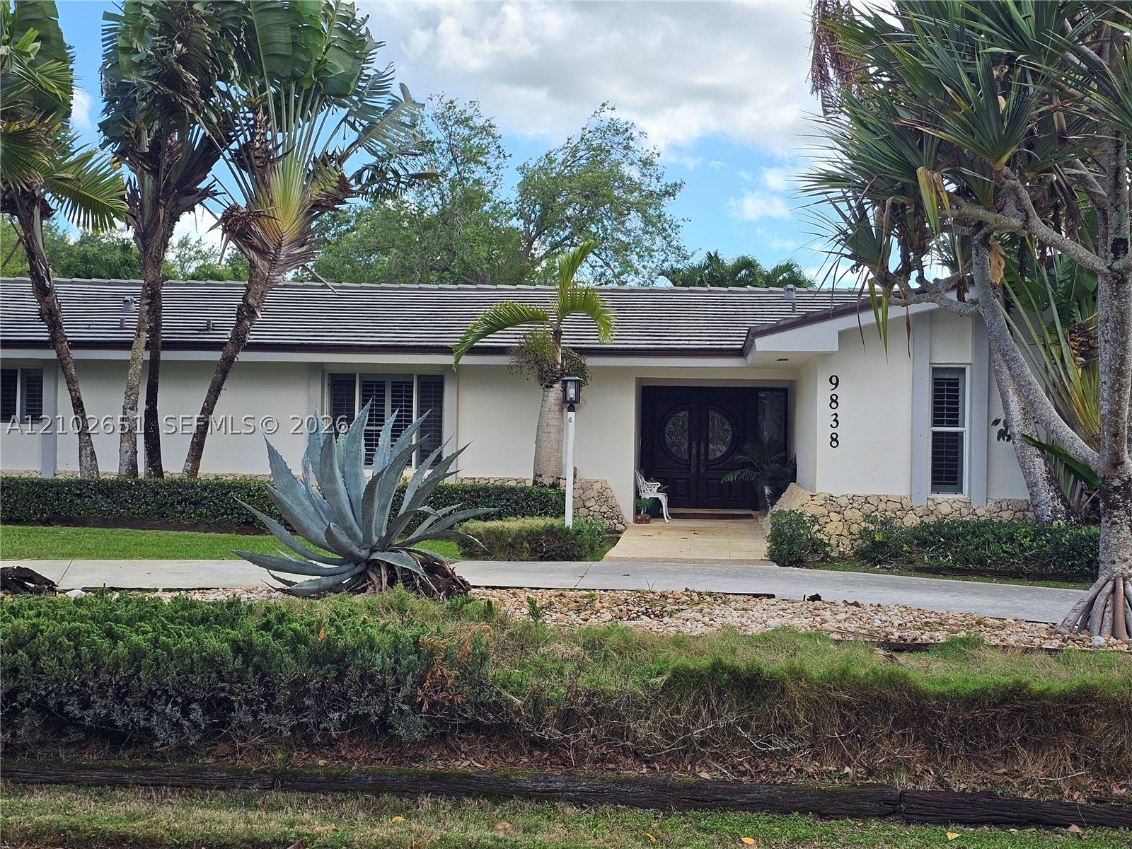 9838 SW 94th Ter