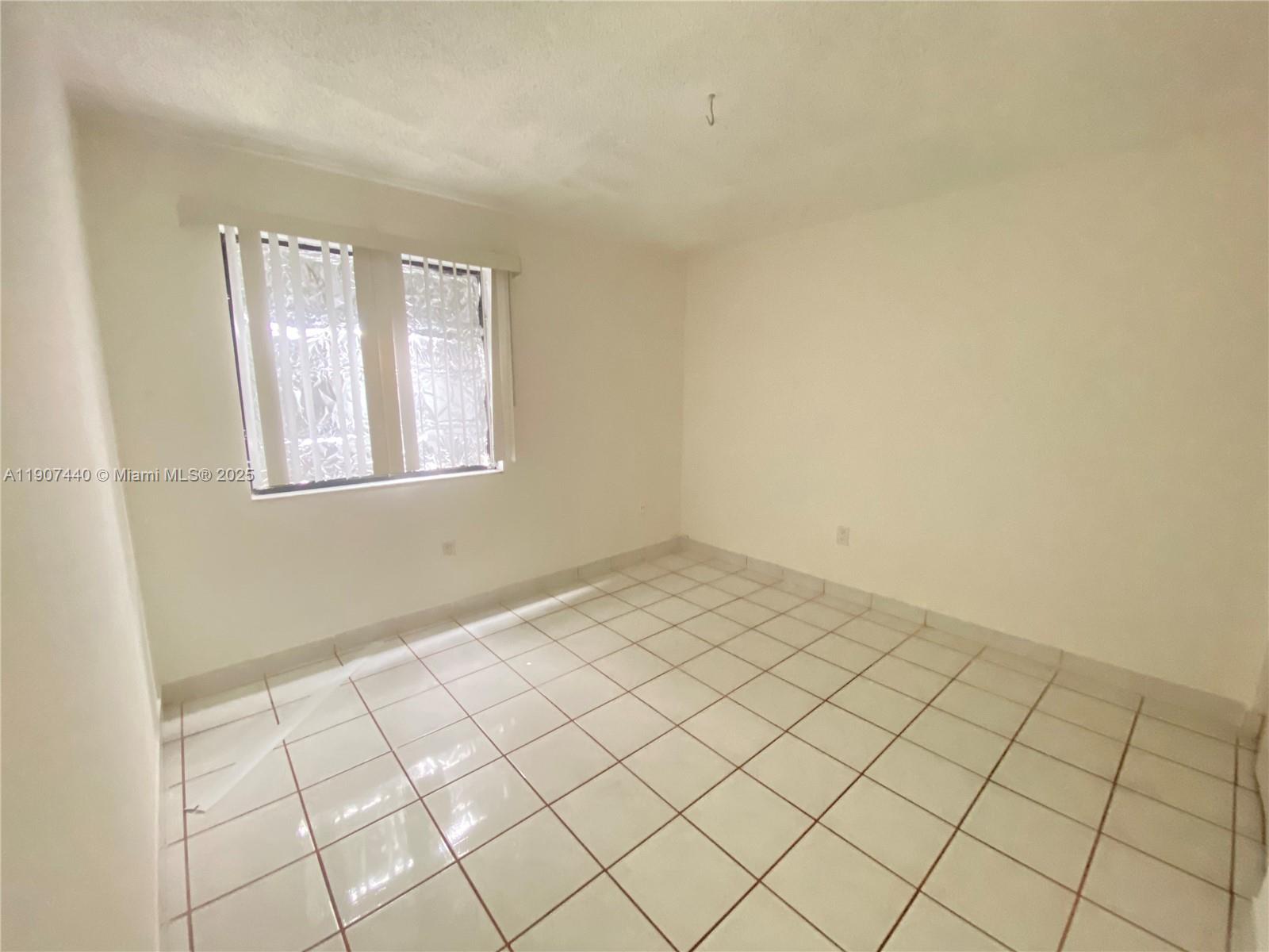 EXPO I CONDO - Residential Lease