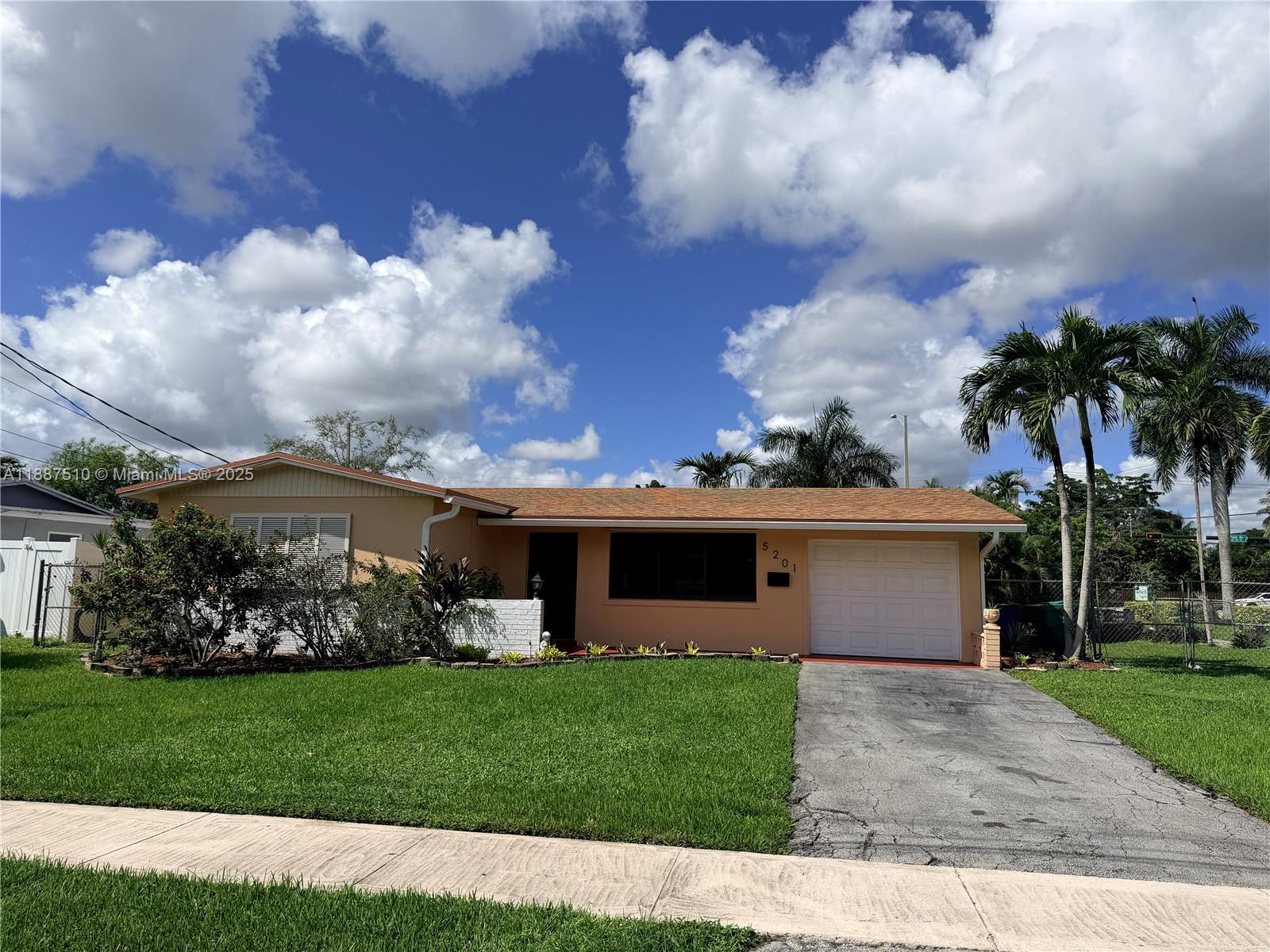 SUMMERTIME ISLES 1ST ADD - Residential