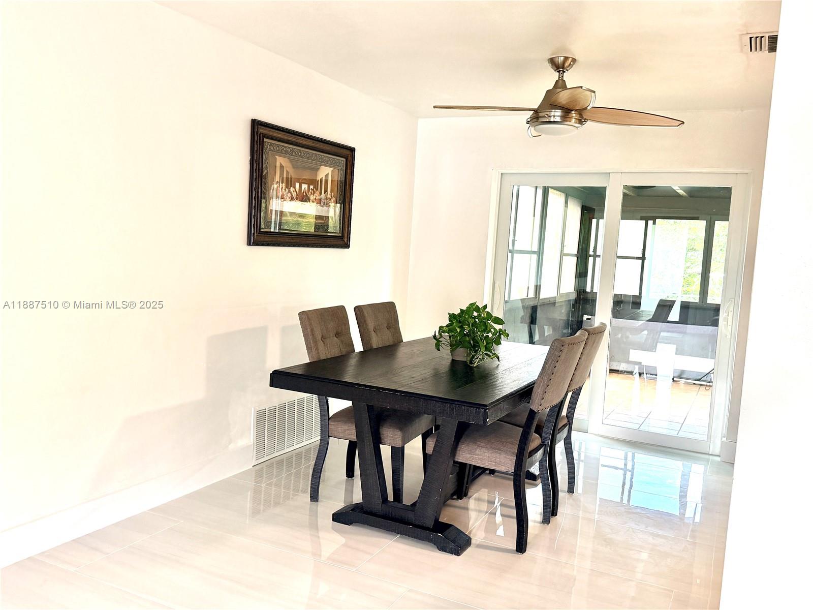 SUMMERTIME ISLES 1ST ADD - Residential