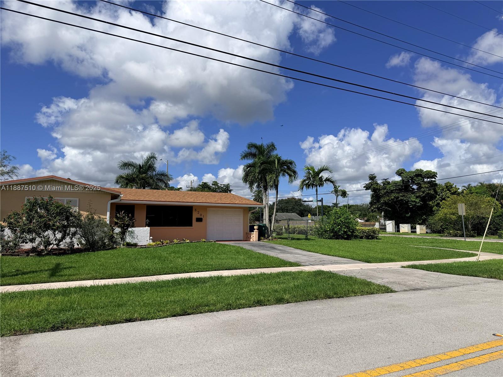 SUMMERTIME ISLES 1ST ADD - Residential