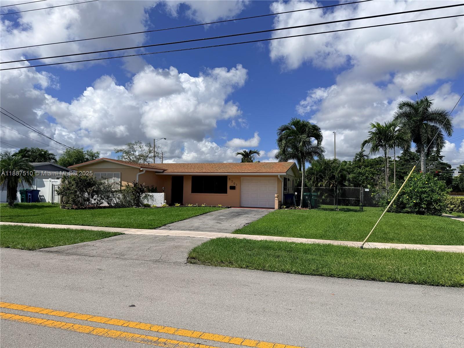 SUMMERTIME ISLES 1ST ADD - Residential