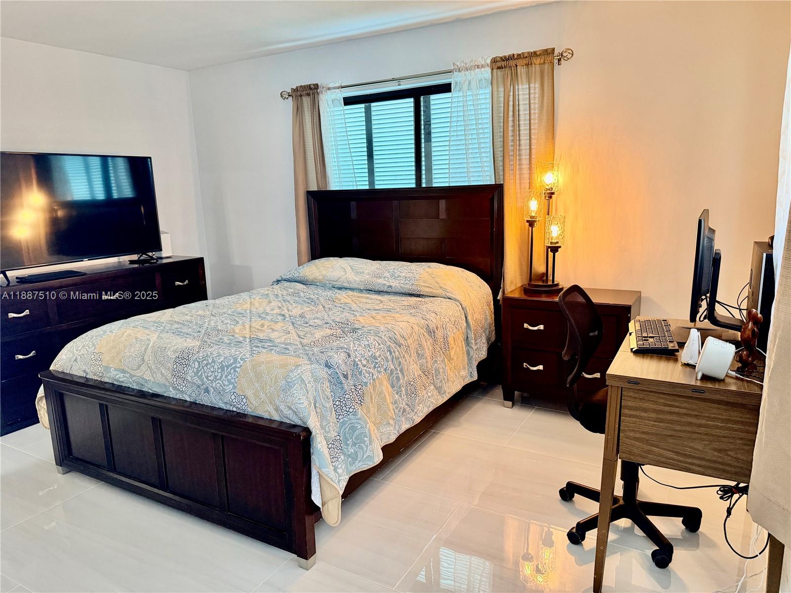SUMMERTIME ISLES 1ST ADD - Residential