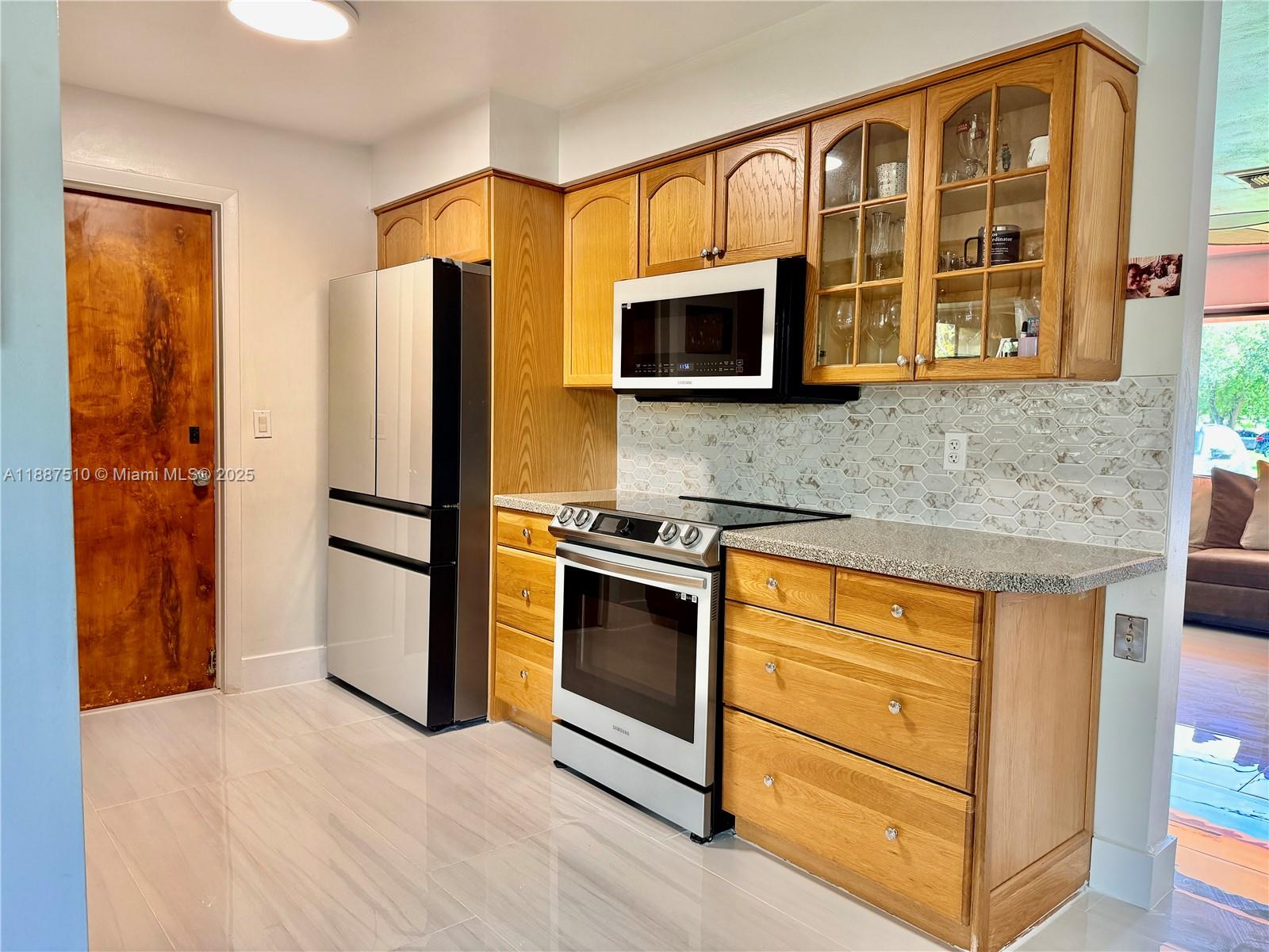 SUMMERTIME ISLES 1ST ADD - Residential