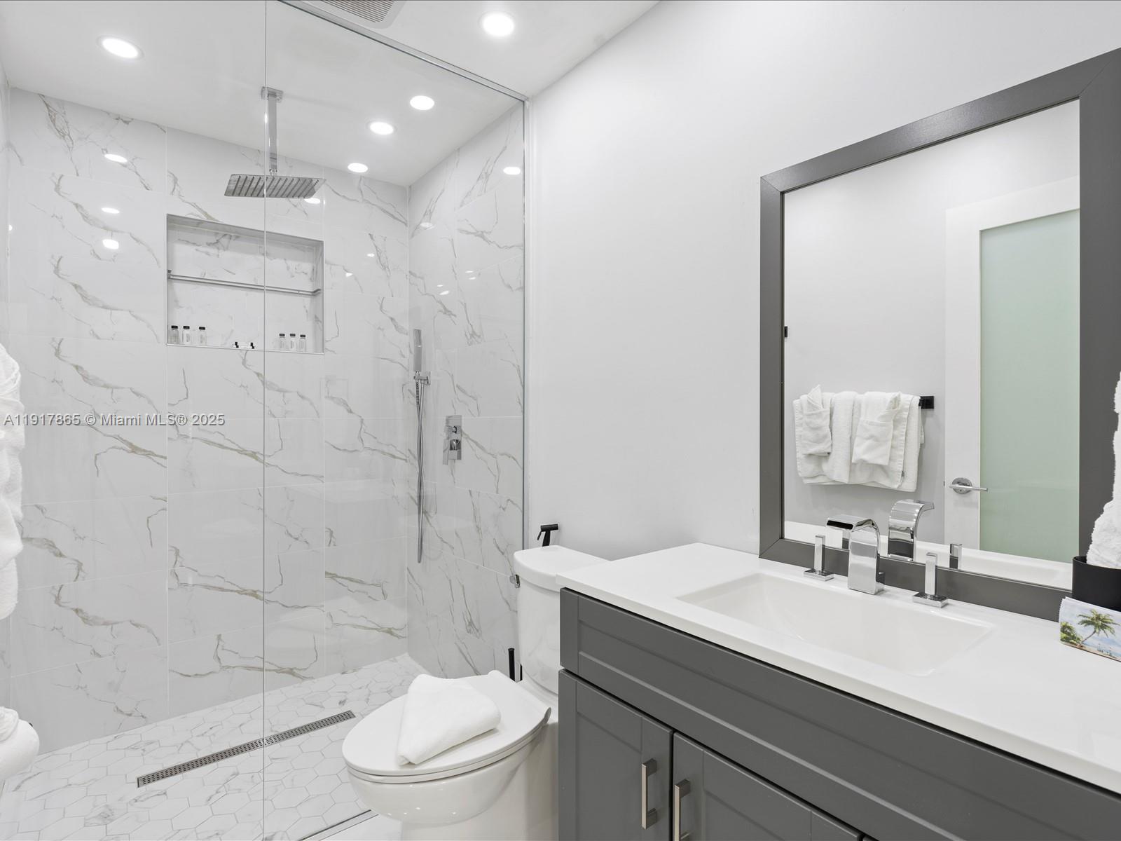 PEMBROKE PINES NO 2 - Residential