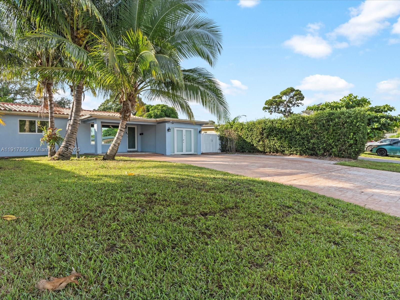 PEMBROKE PINES NO 2 - Residential