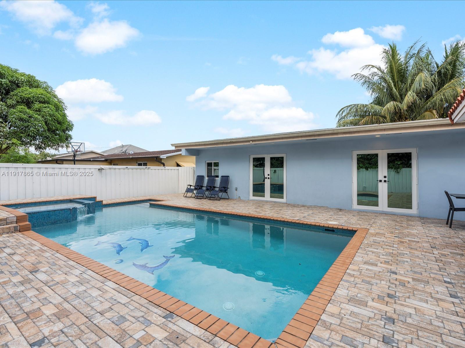 PEMBROKE PINES NO 2 - Residential