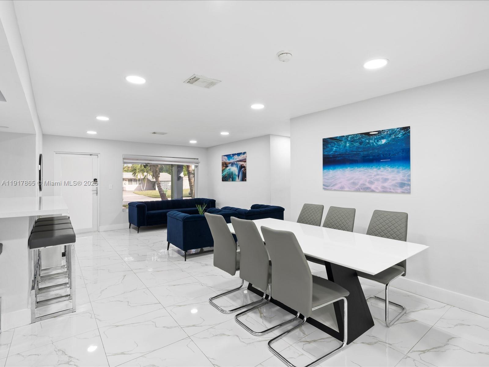 PEMBROKE PINES NO 2 - Residential