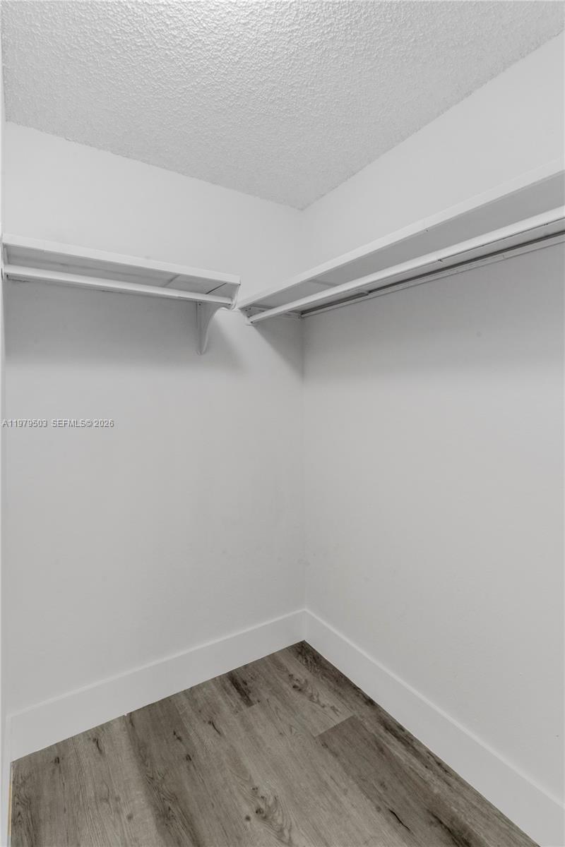 SUNSET VILLAS PHASE II CO - Residential Lease