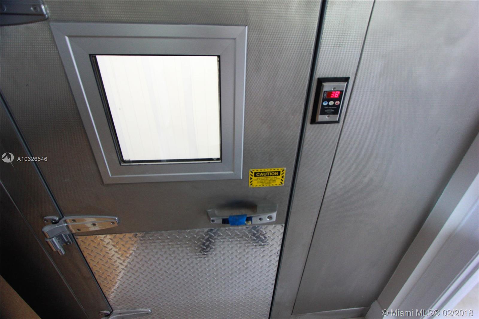 GOLDEN BEACH SEC C - Residential