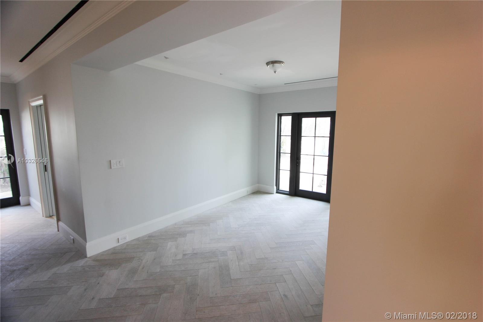 GOLDEN BEACH SEC C - Residential