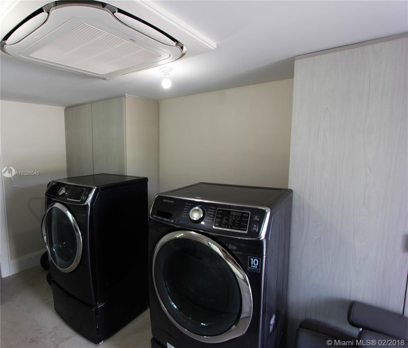 GOLDEN BEACH SEC C - Residential