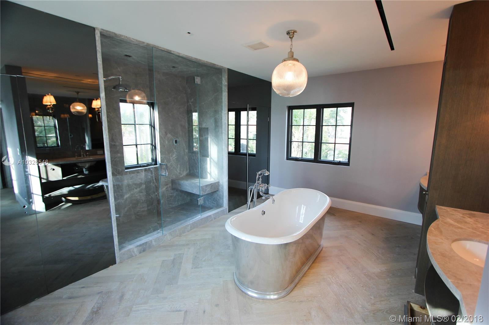 GOLDEN BEACH SEC C - Residential