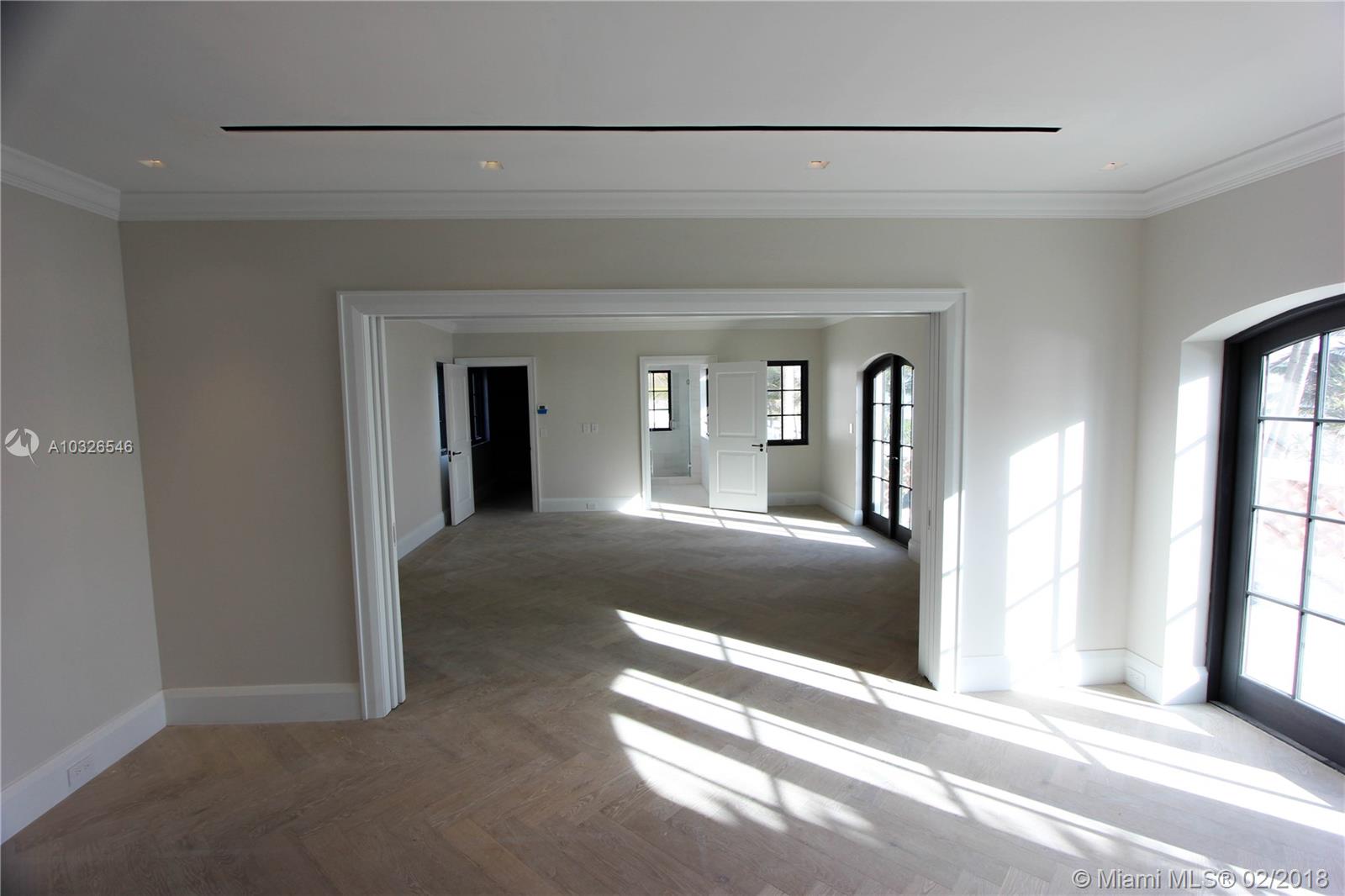 GOLDEN BEACH SEC C - Residential