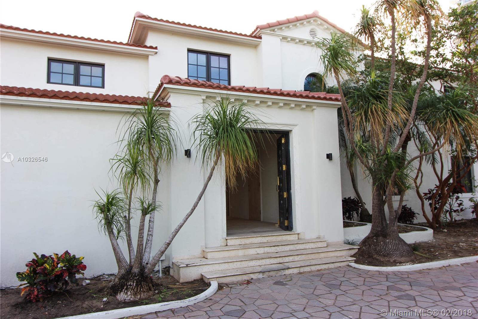 GOLDEN BEACH SEC C - Residential