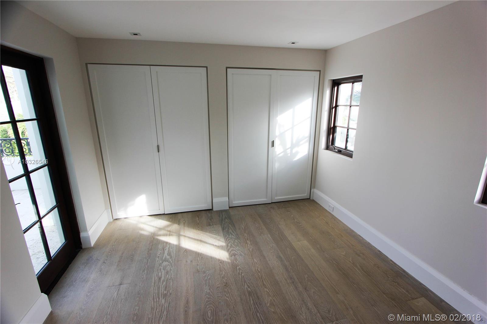 GOLDEN BEACH SEC C - Residential